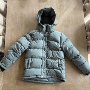 Aritzia TNA The Super Puff in Limited edition Evening Dove Color